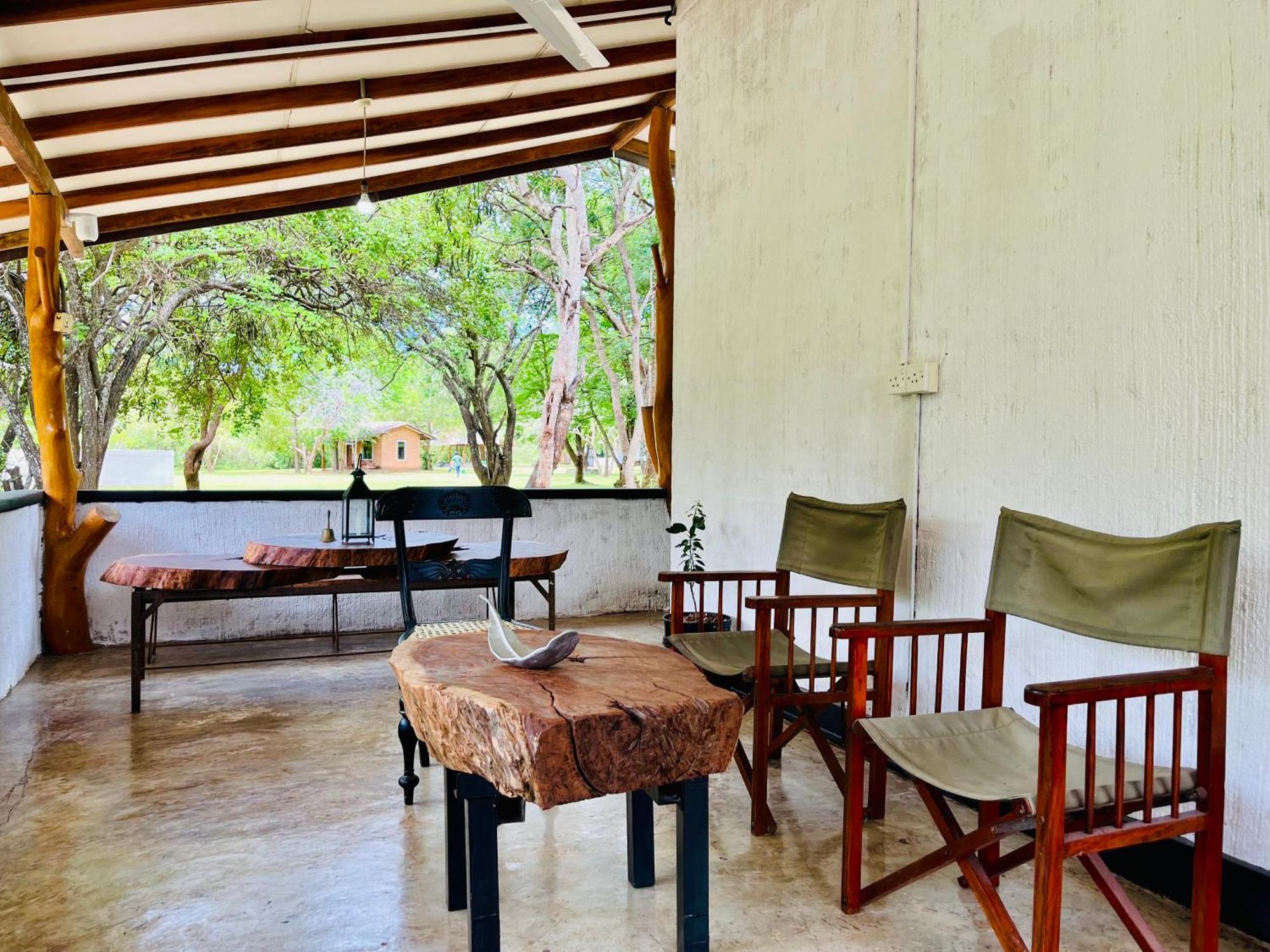 Funky Leopard Safari Lodge Bordering Yala National Park Kataragama Luaran gambar
